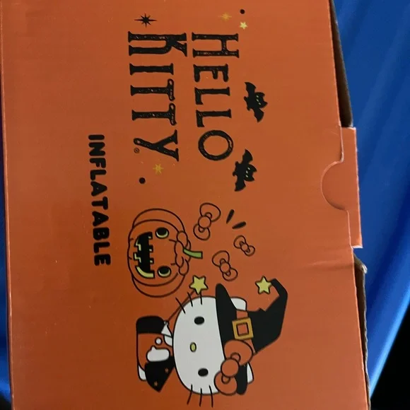 Hello Kitty Orange Inflatable - Picture 3 of 3